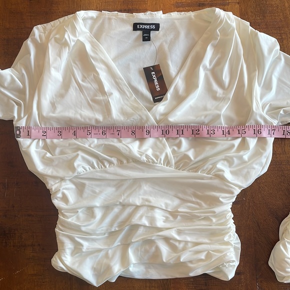 Express Rouched Blouse - Picture 9 of 11